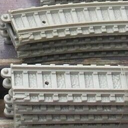 Plastic curved and straight track